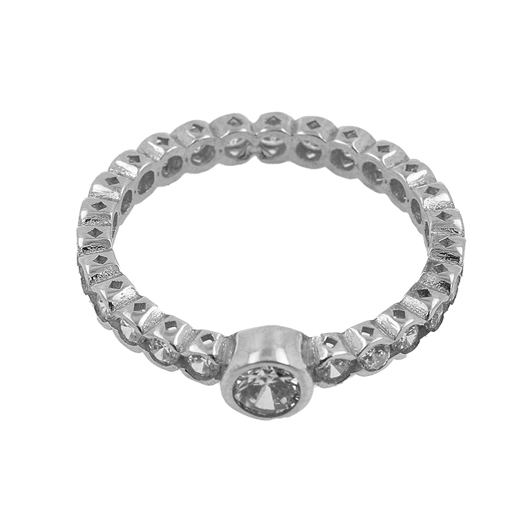 Silver Ring with a Round Cubic Zirconia Stone and a Beautiful Setting in which the Stones are Mounted